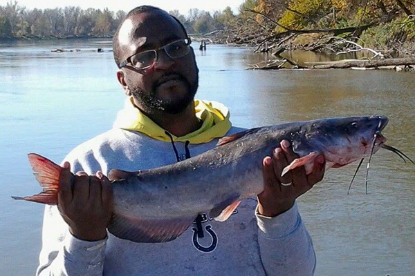 Channel Catfish Caught On Shrimp  Big Muddy Fishing & Big Curt Tackle